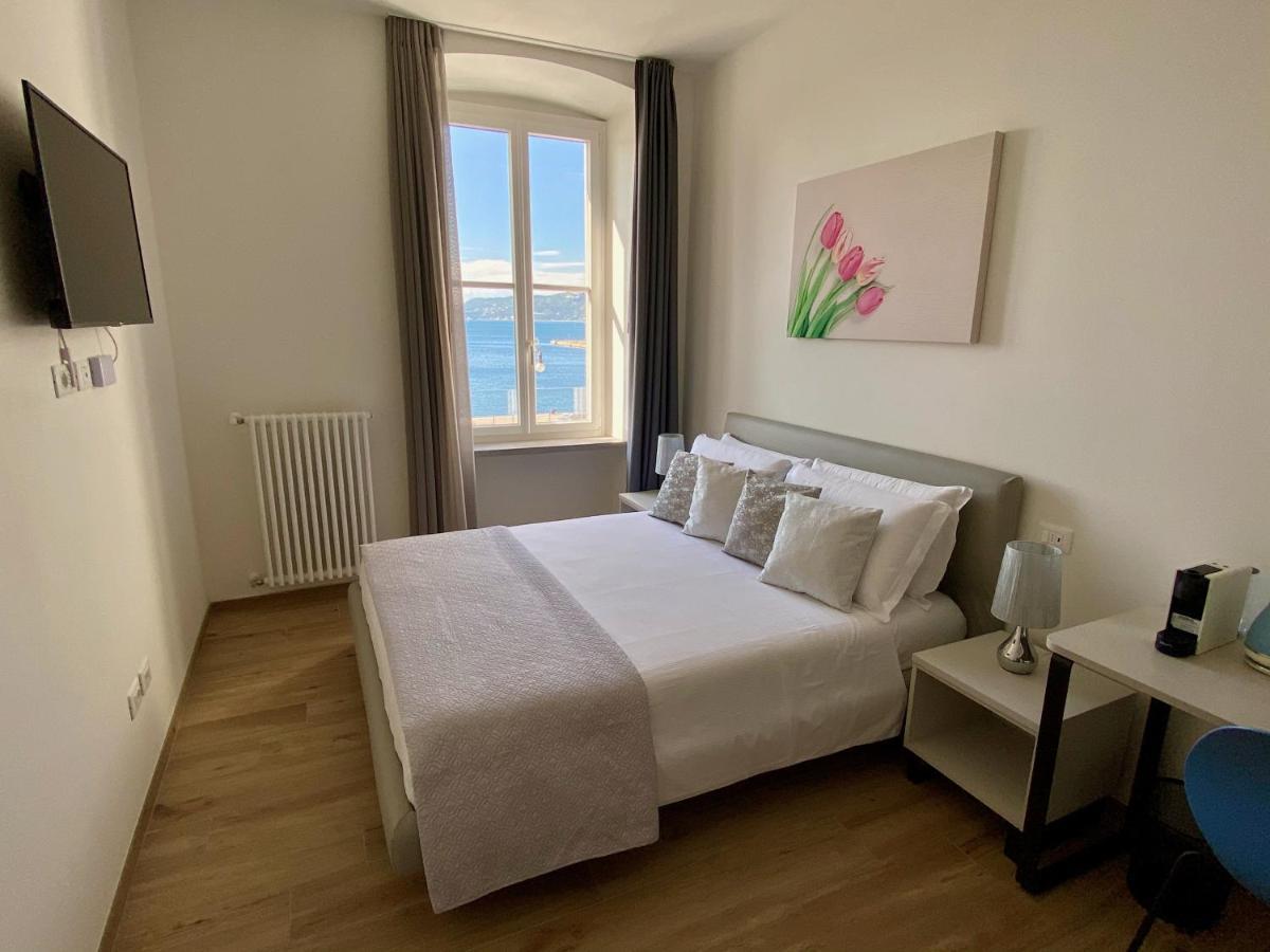 טריאסטה Five Flowers Guest House מראה חיצוני תמונה