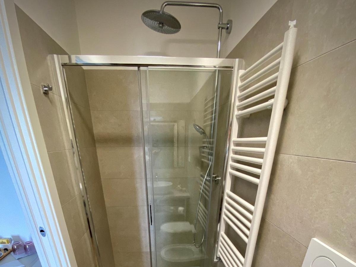טריאסטה Five Flowers Guest House מראה חיצוני תמונה